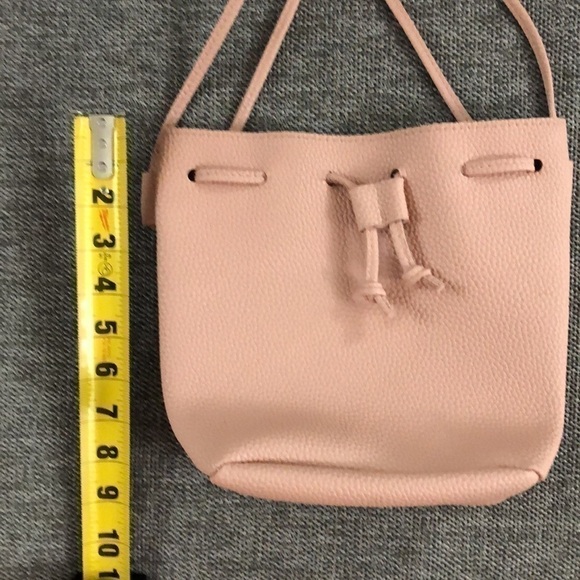 DRAWSTRING Small Bag Pink Peach Faux Leather Used - Picture 10 of 12
